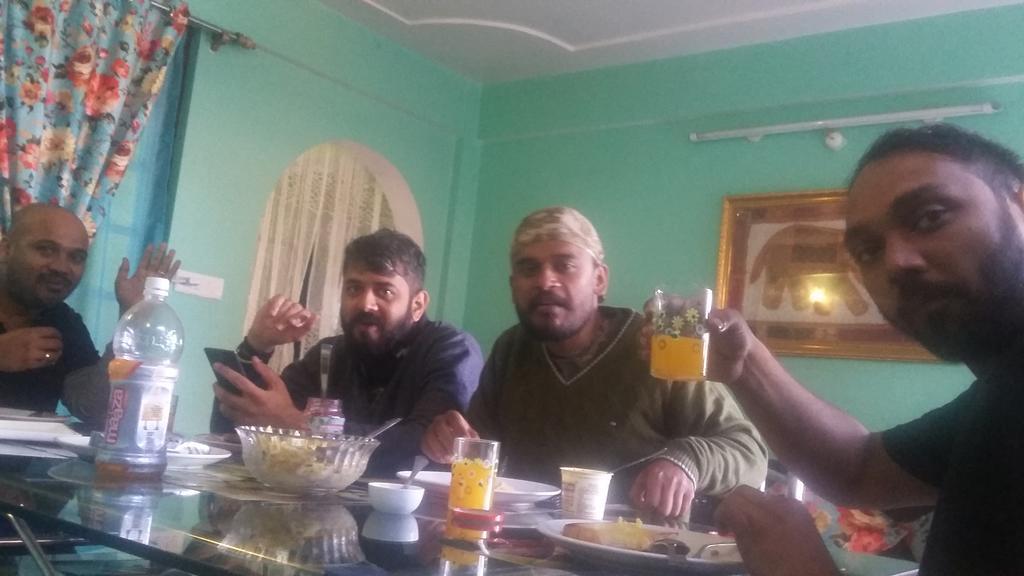 Tharbaling Homestay Darjeeling  Buitenkant foto