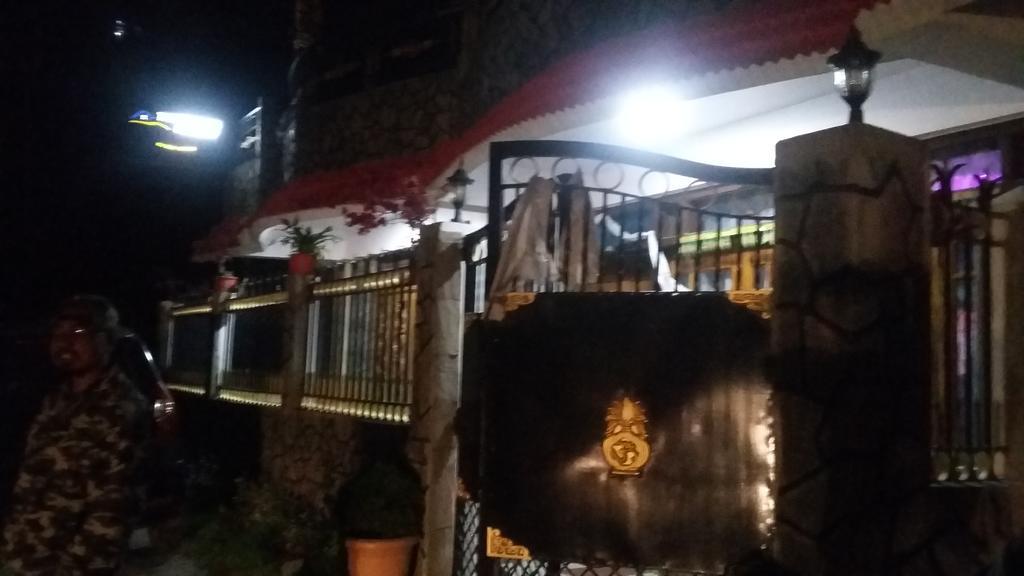 Tharbaling Homestay Darjeeling  Buitenkant foto